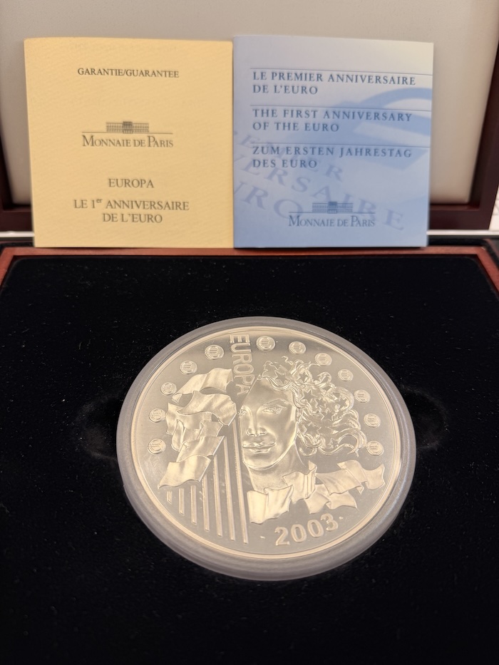 Europa 1 KG SIlbermünze Box