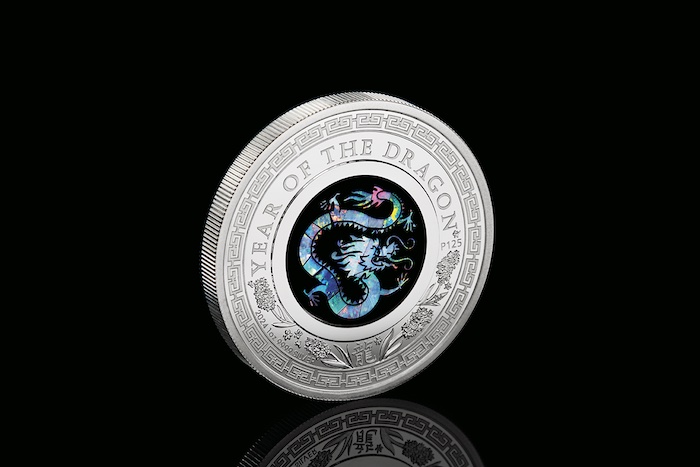 Lunar Drache Opal 2024